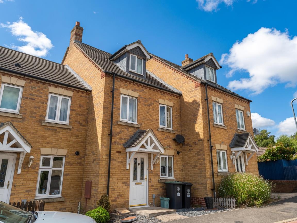 House Glovers Lane in Raunds