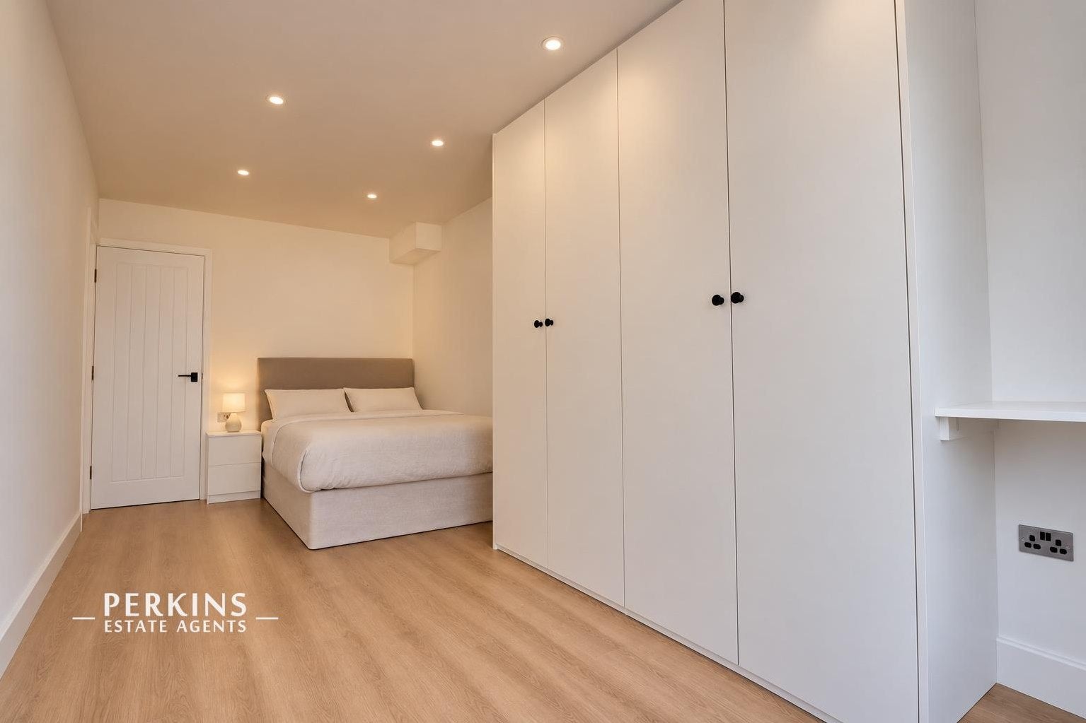 Flat The Broadway in Greater London