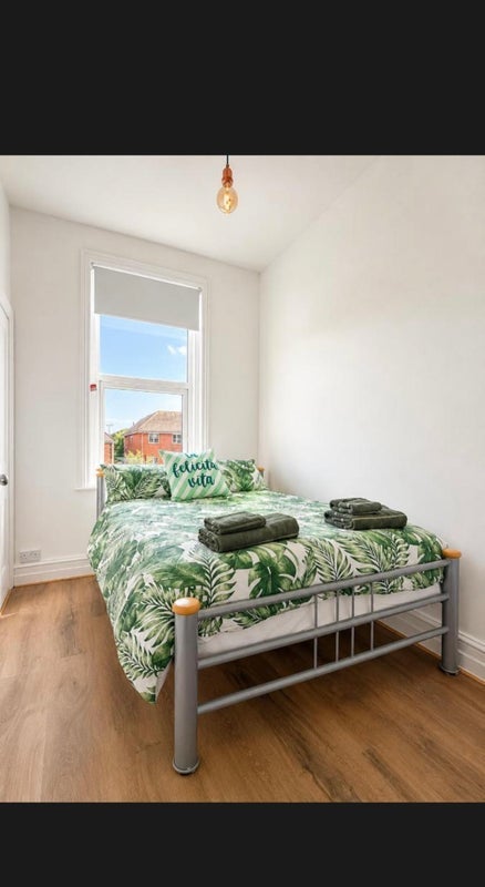 Room Westby Road in Bournemouth
