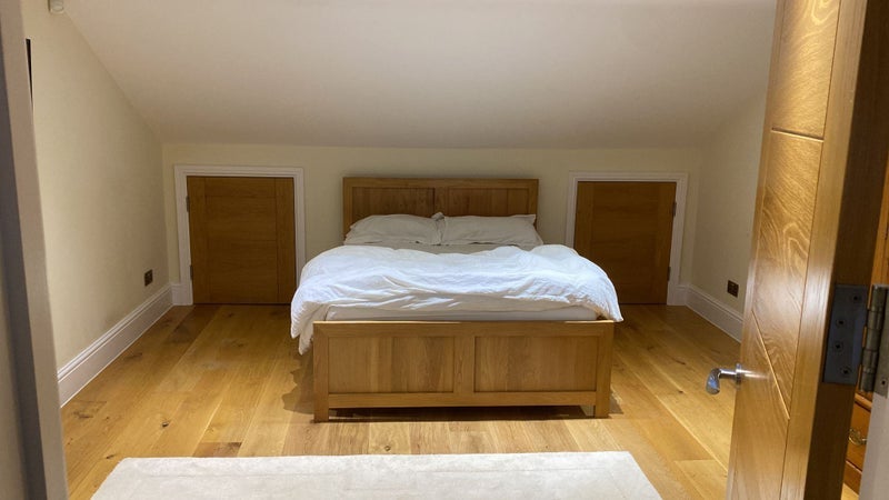 Room Derbyshire Street in Greater London