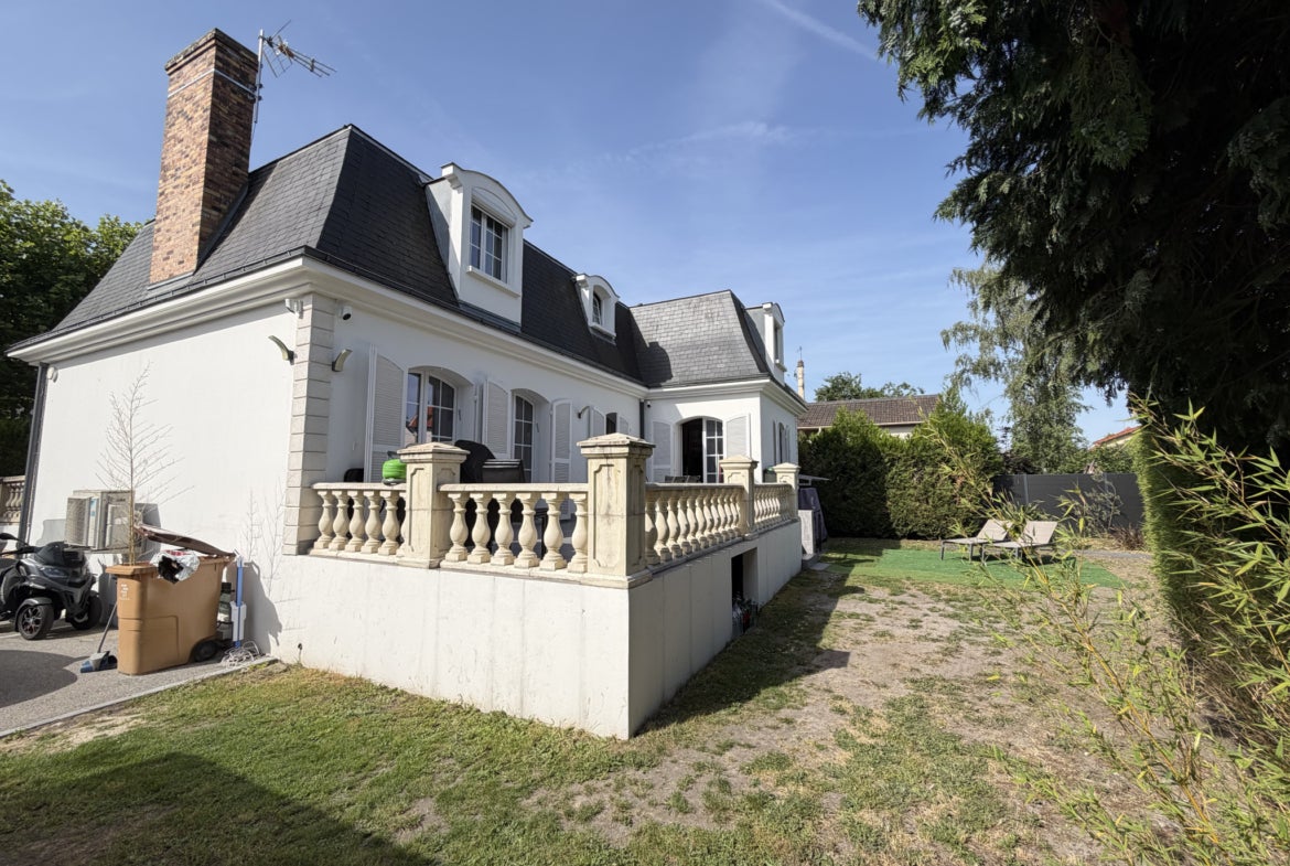 House Route de Villemomble in Bondy