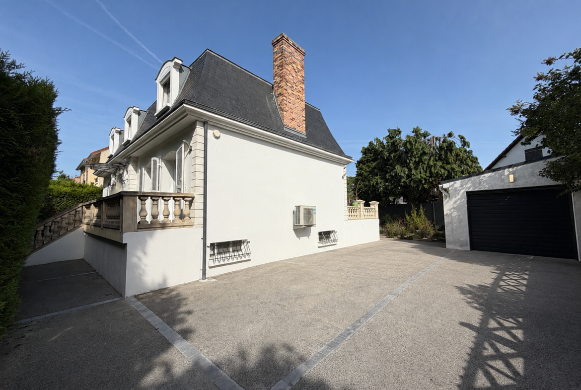 House Route de Villemomble in Bondy