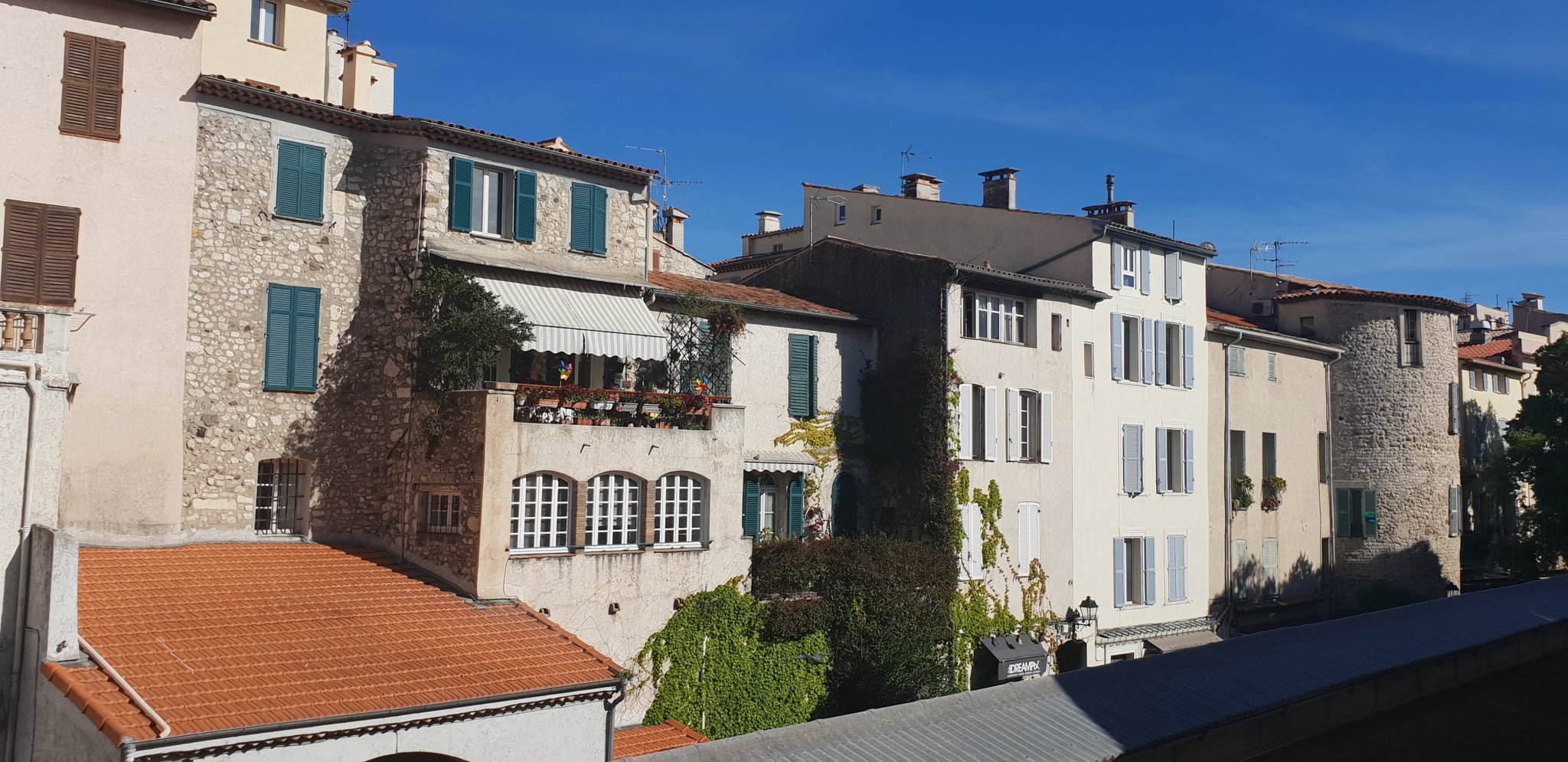 Flat Avenue Guillabert in Antibes