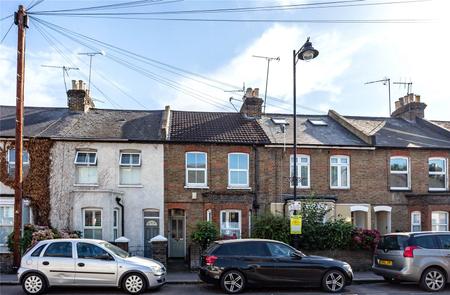 Flat Arthur Road in Windsor