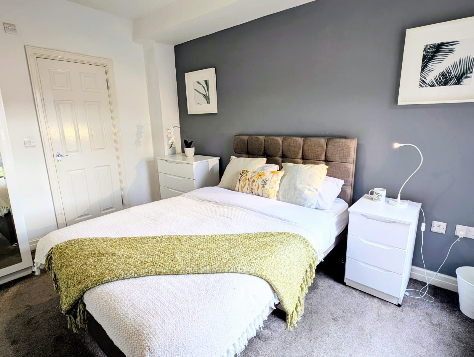 Room Lawton Street in Crewe