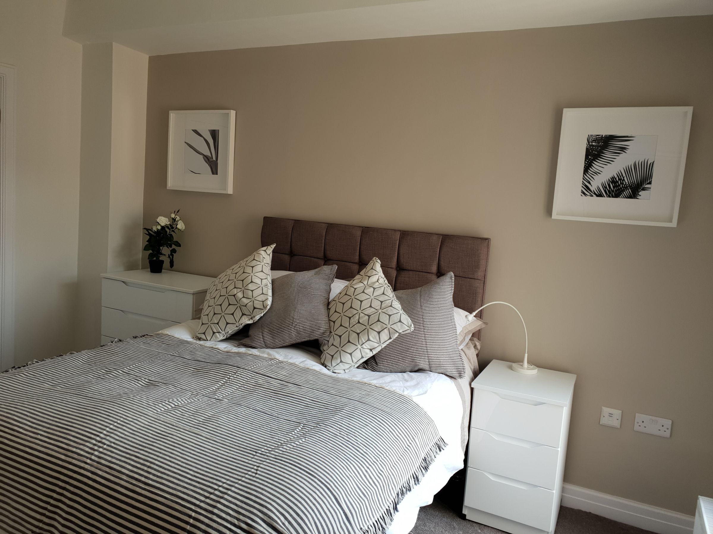 Room Lawton Street in Crewe