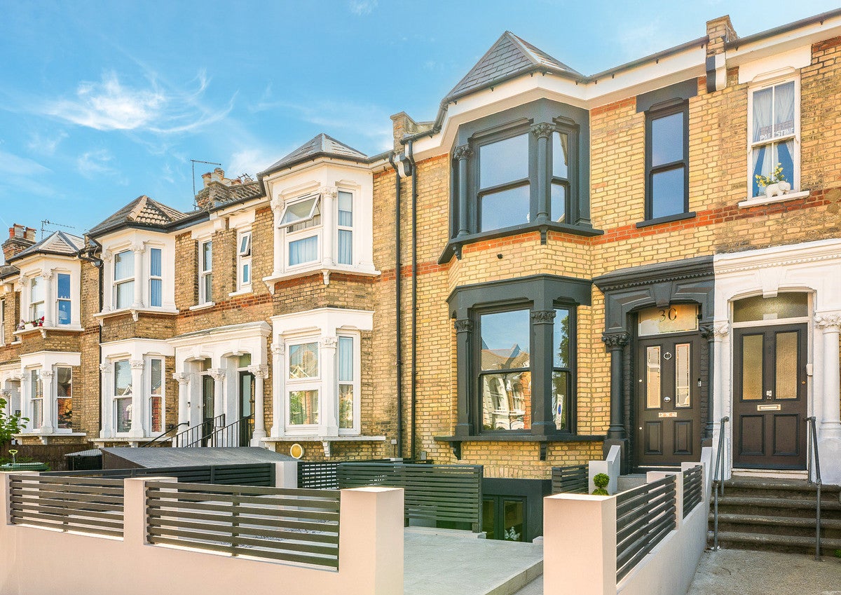 House Grayling Road in Greater London