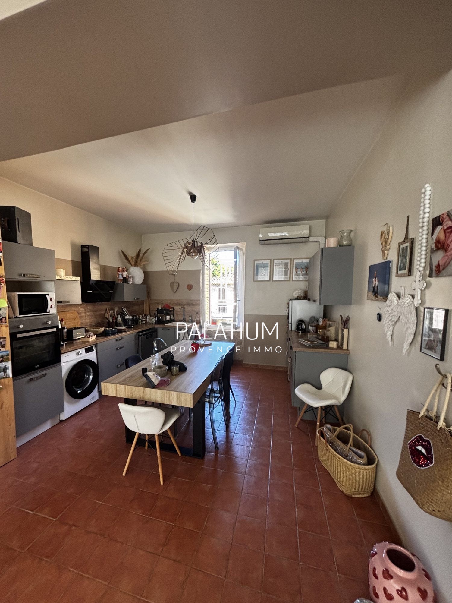 Flat Rue de Boisgelin in Salon-de-Provence