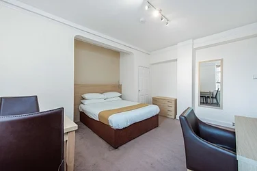 Flat Upper Woburn Place in Greater London