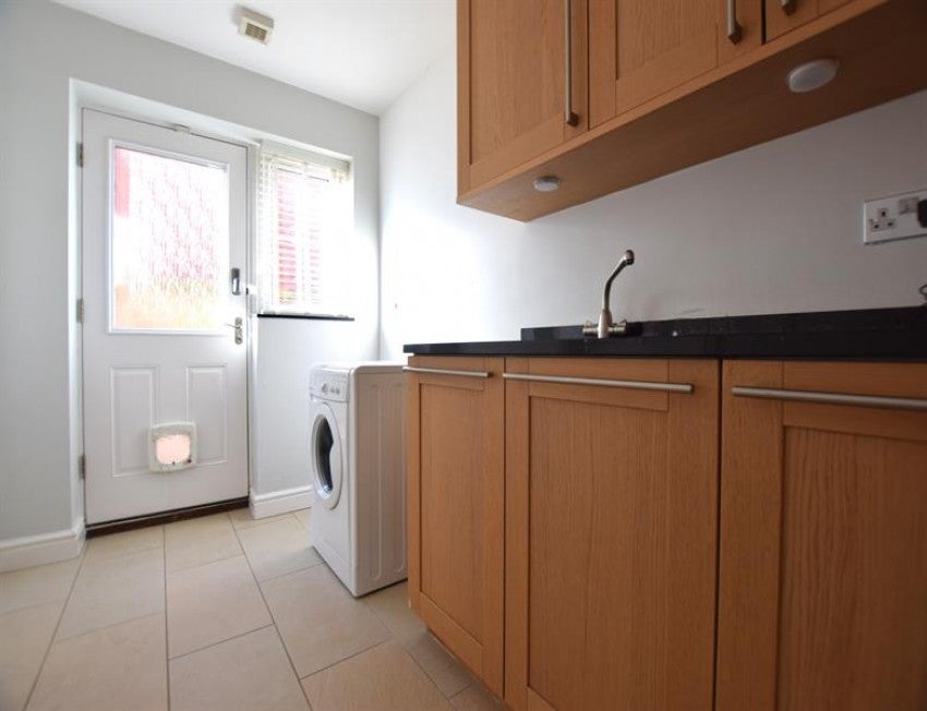 House Birkdale Close in Macclesfield