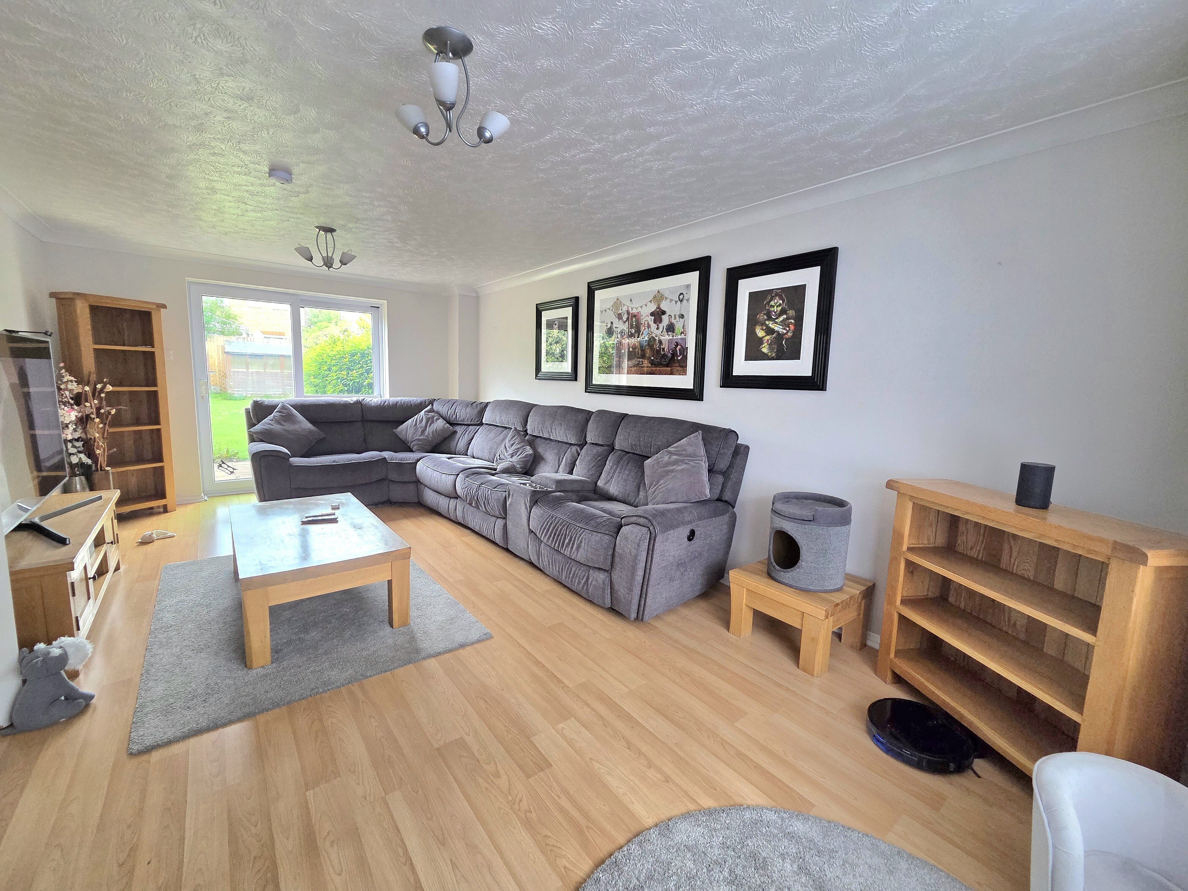 Flat Grizedale Close in Rochester