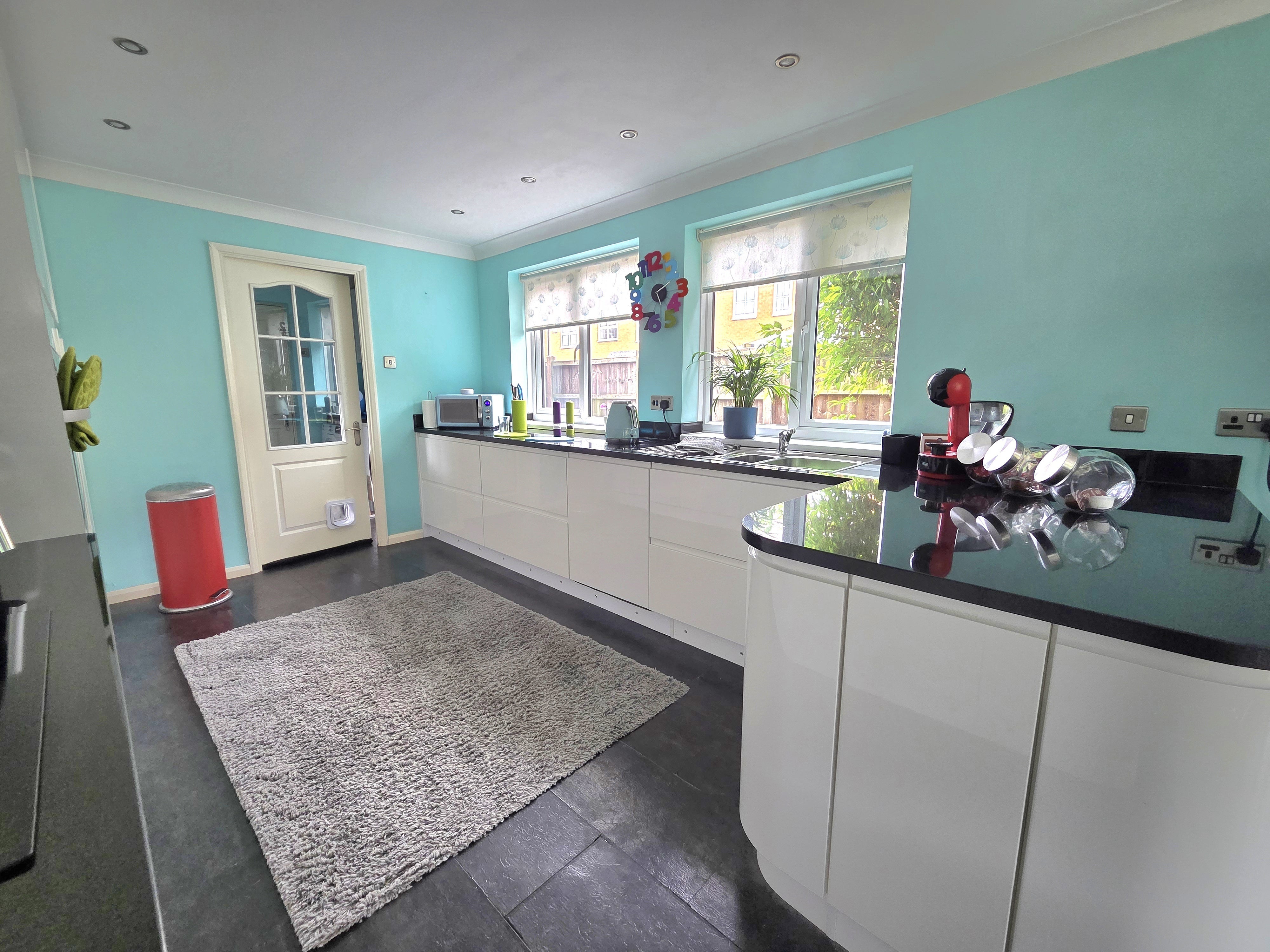 Flat Grizedale Close in Rochester