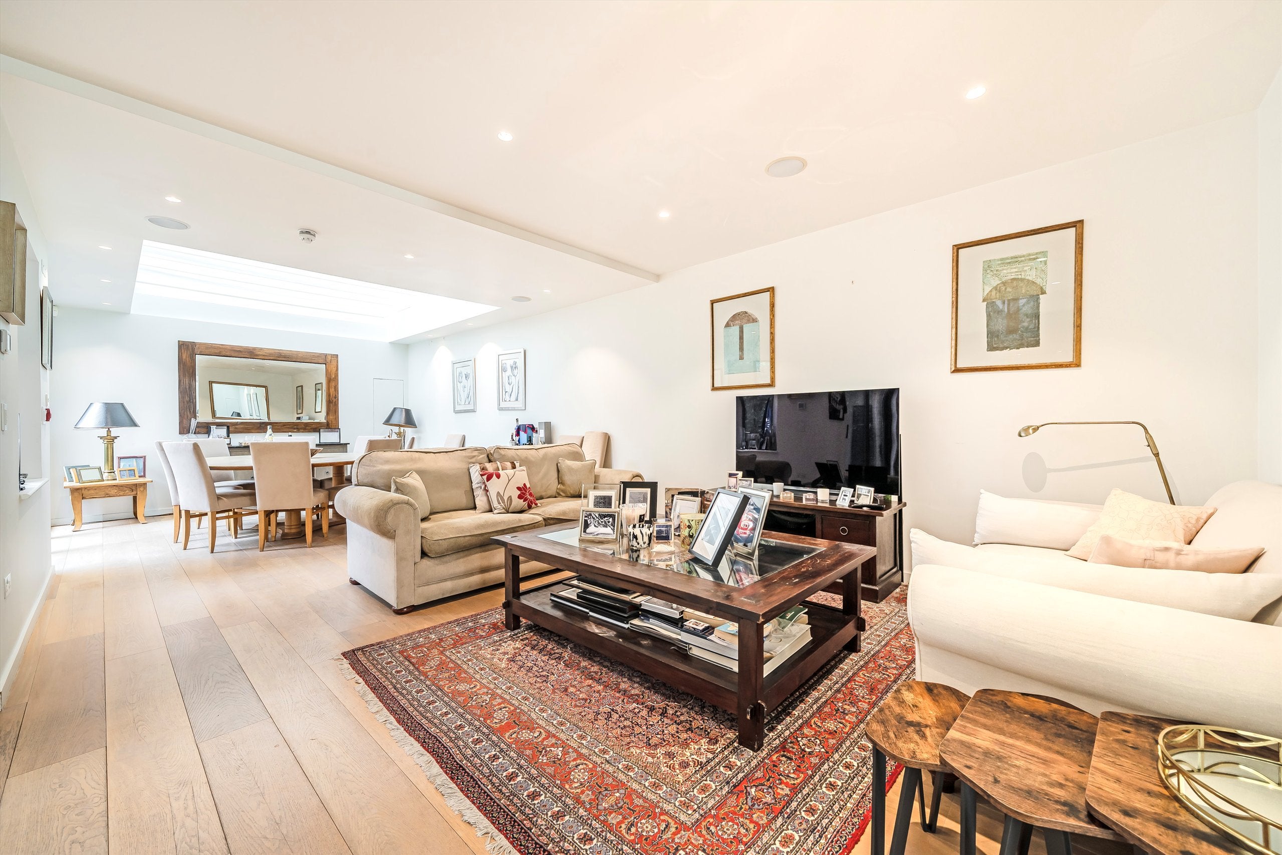 House Roland Way in Greater London