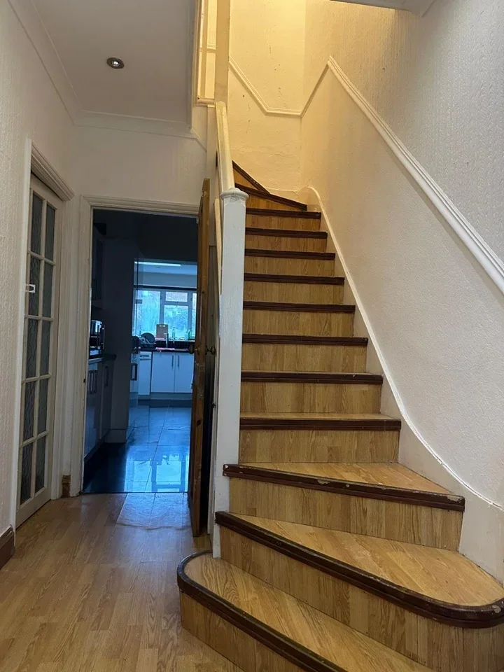 Room Sancroft Road in Greater London