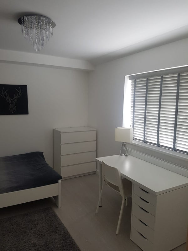 Room Westway in Greater London