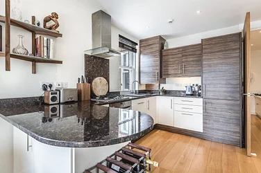 Flat Graham Road in Greater London