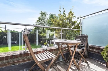 Flat Graham Road in Greater London