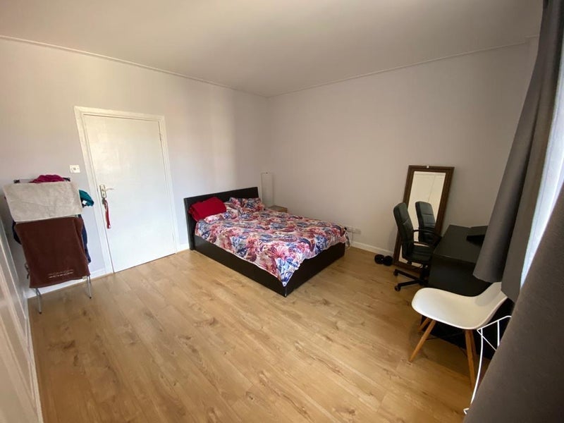 Room Primrose Hill Road in Greater London