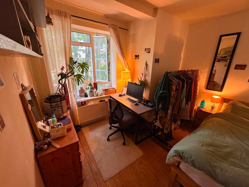 Room Queen's Road in Bristol