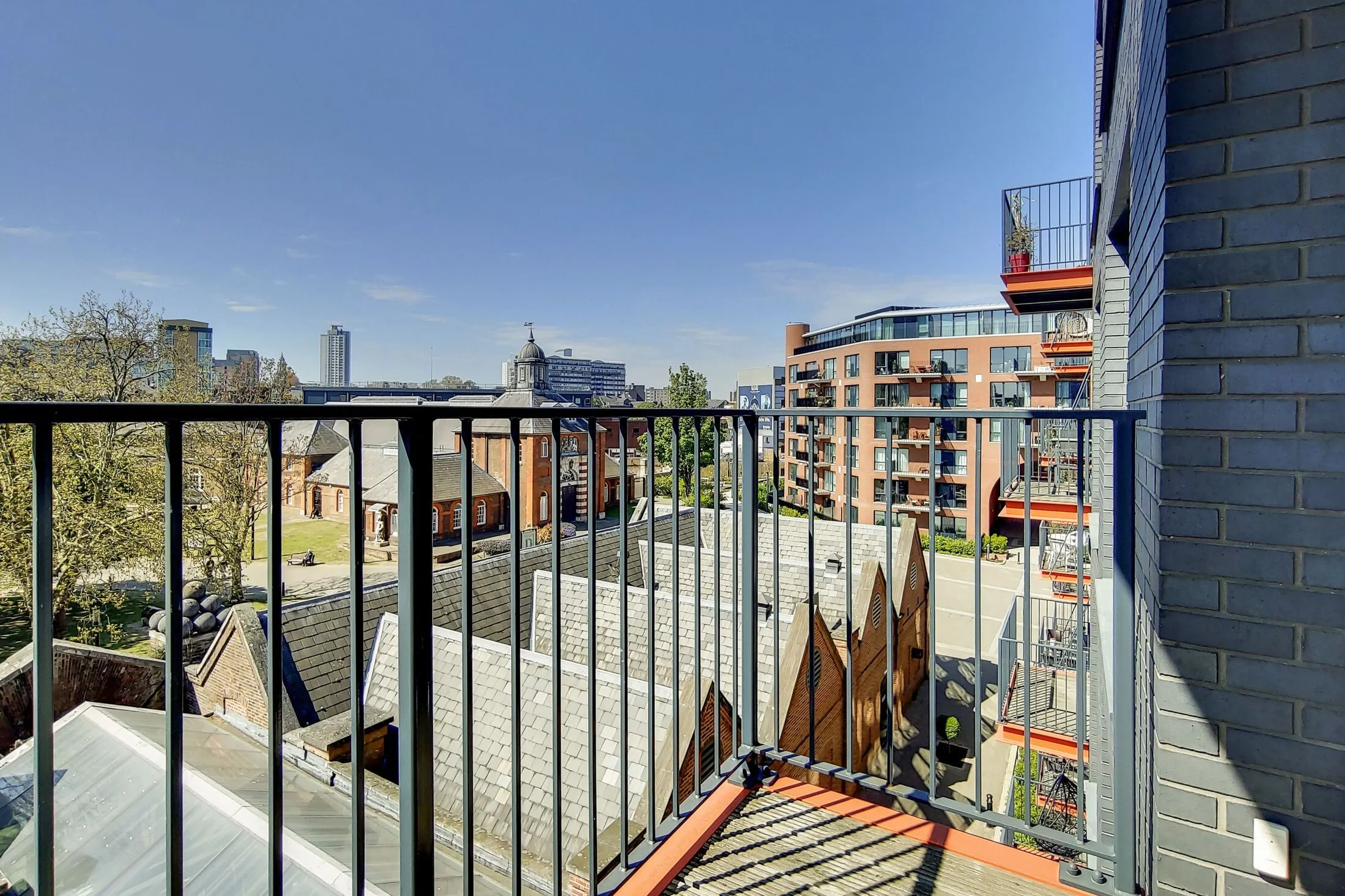 Flat No 1 Street in Greater London