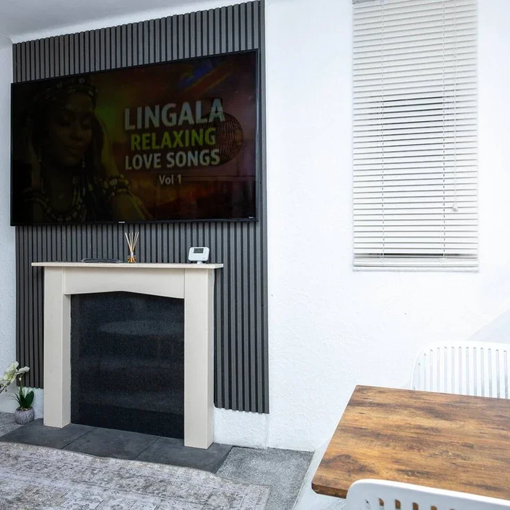 Flat Finney Lane in Stockport