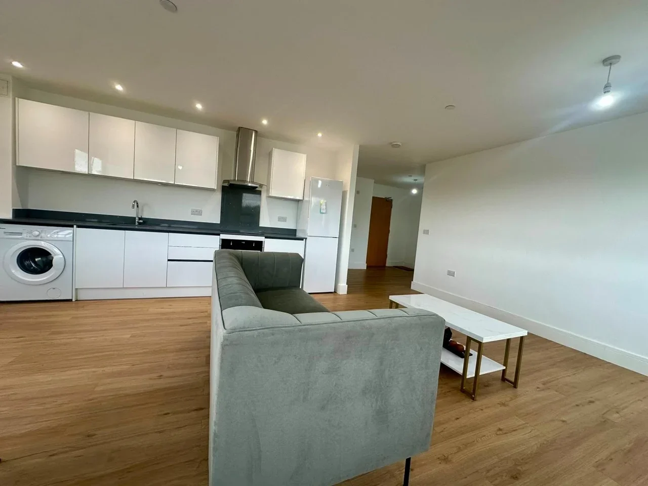 Flat Shirley Road in Greater London