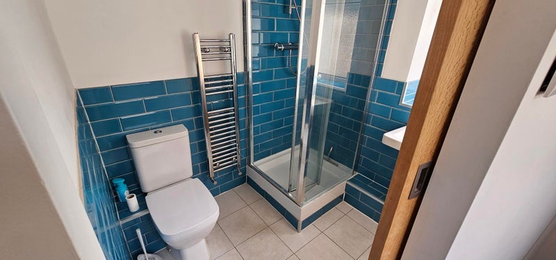 Room Downend Road in Bristol