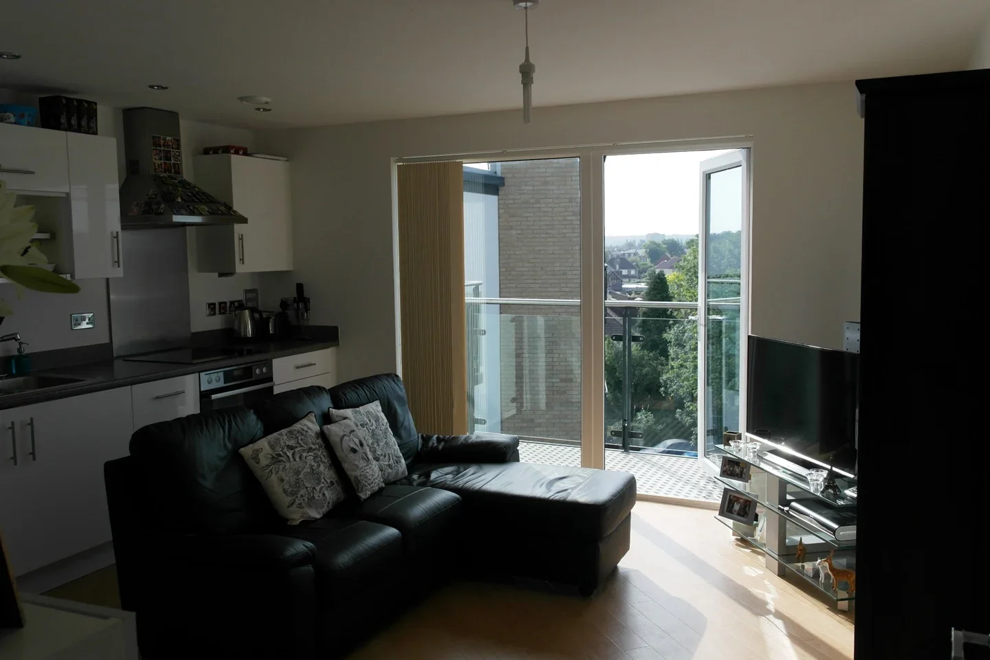 Flat Homesdale Road in Greater London