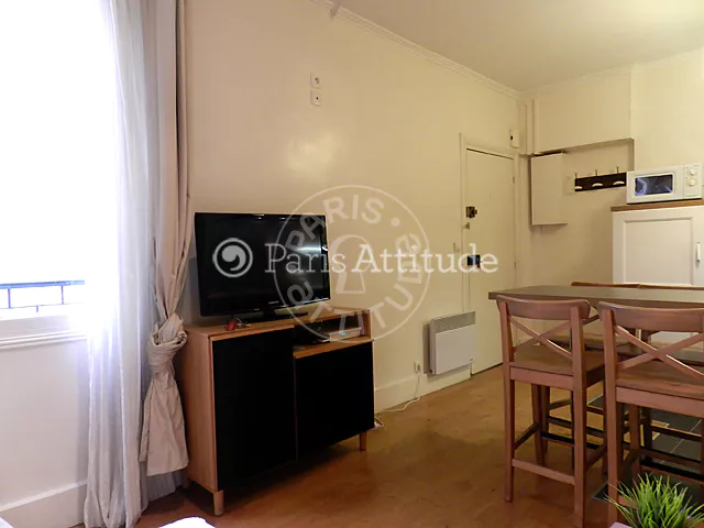 Appartement Place Edmond Michelet à Paris