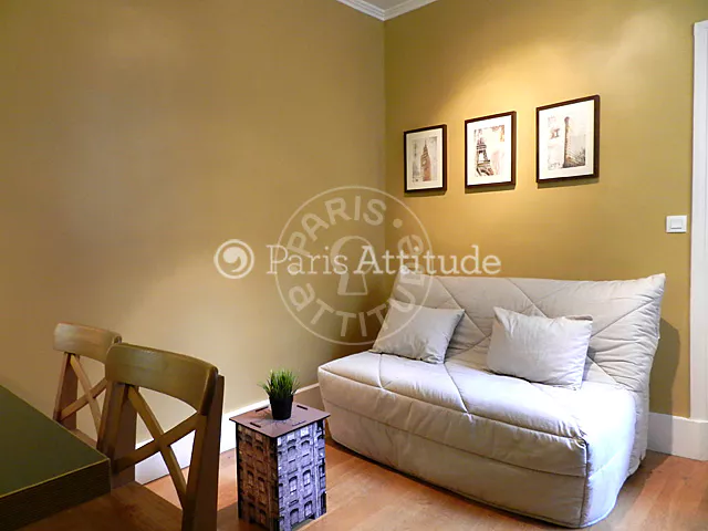 Appartement Place Edmond Michelet à Paris