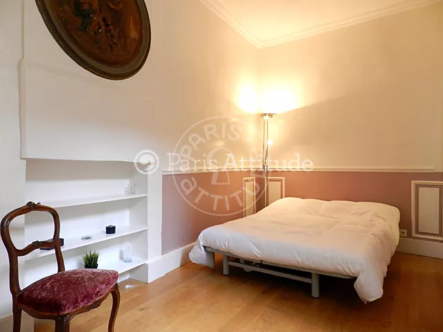 Appartement Place Edmond Michelet à Paris