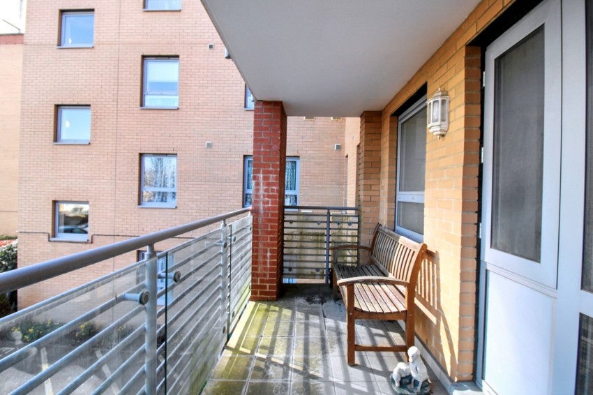 Flat Pinetree Court in Stevenage