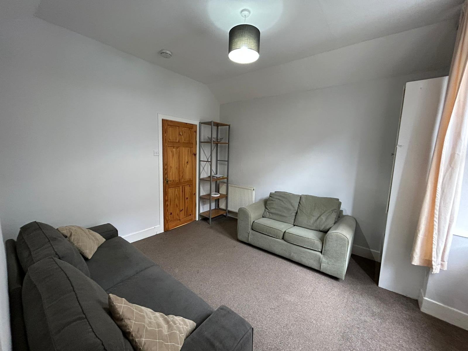 Flat Caledonian Crescent in City of Edinburgh