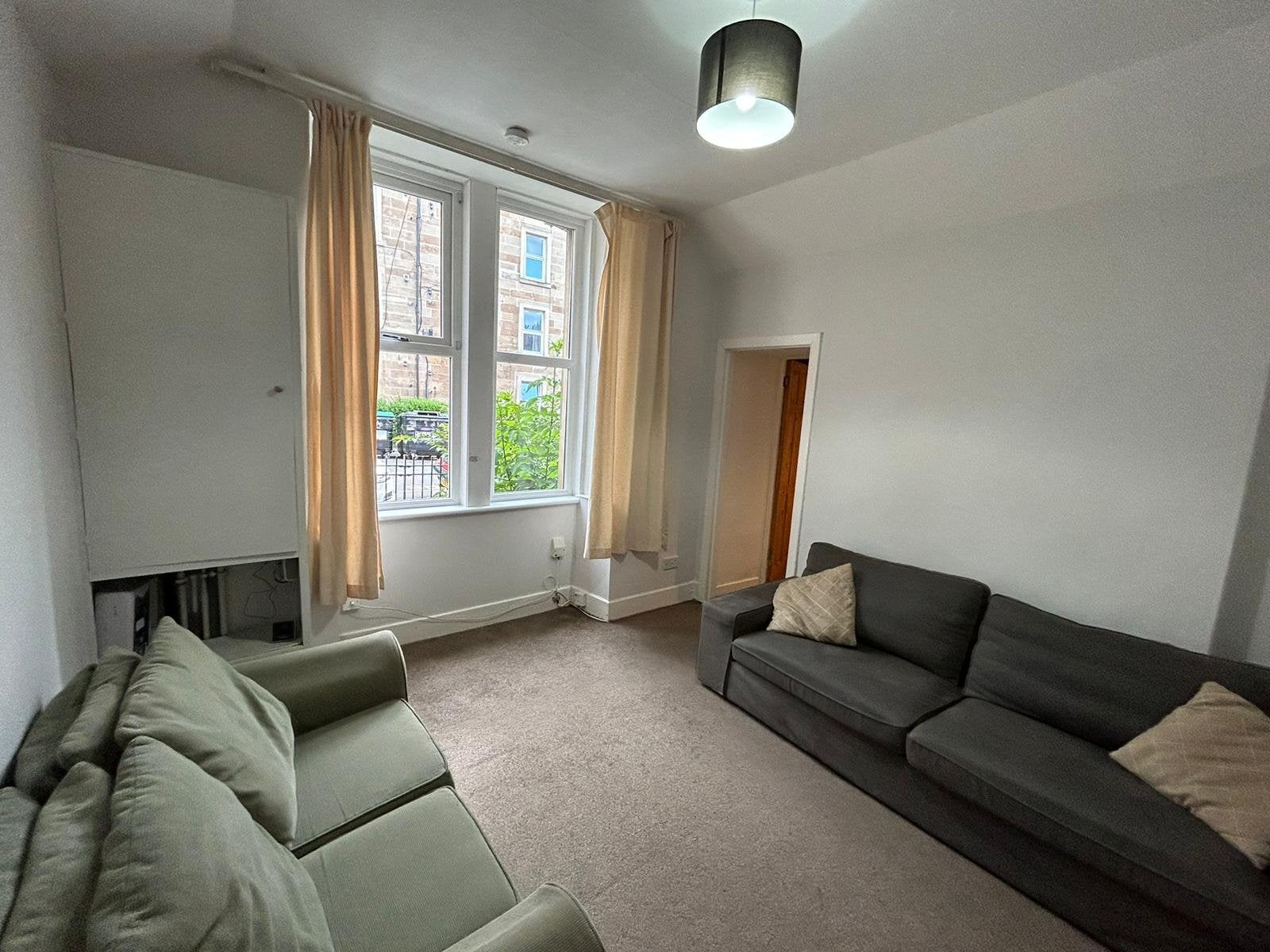 Flat Caledonian Crescent in City of Edinburgh