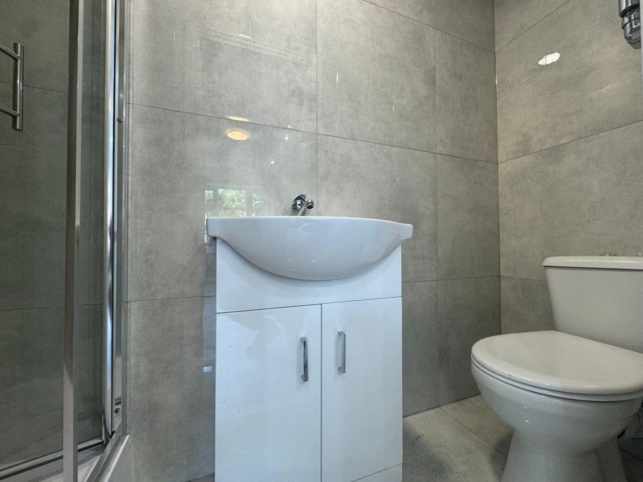 House Maple Close in Greater London