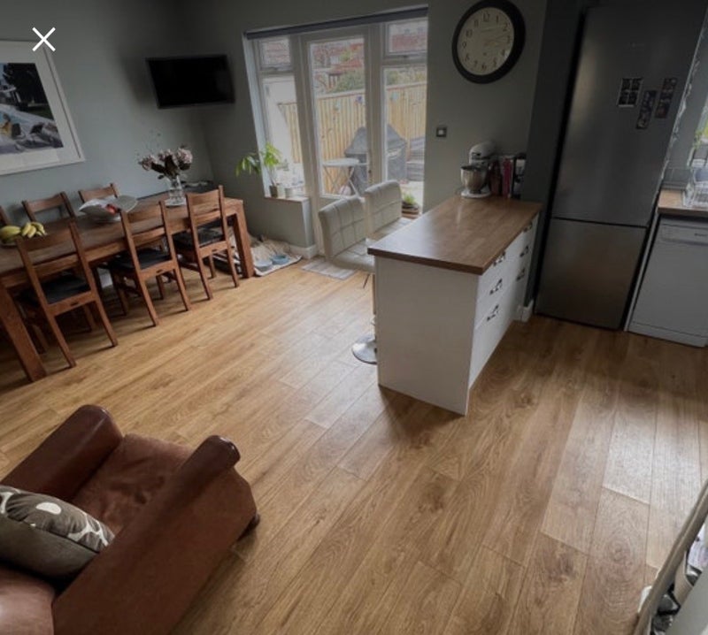 Room Sandyleaze in Bristol