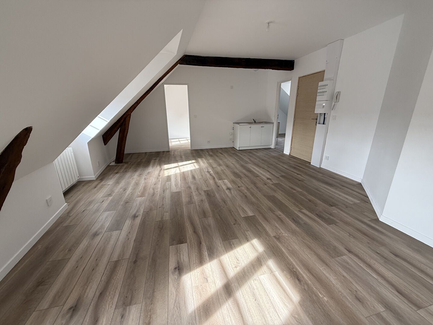 Flat D 15B in Neaufles-Saint-Martin