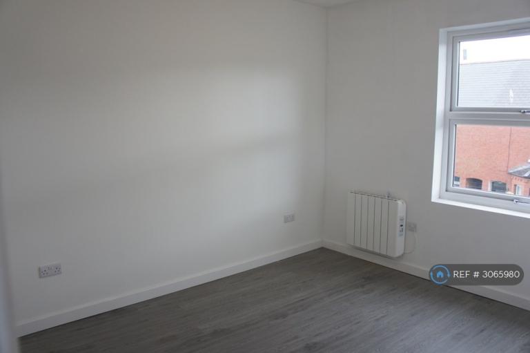 Flat Grosvenor Road in Rugby