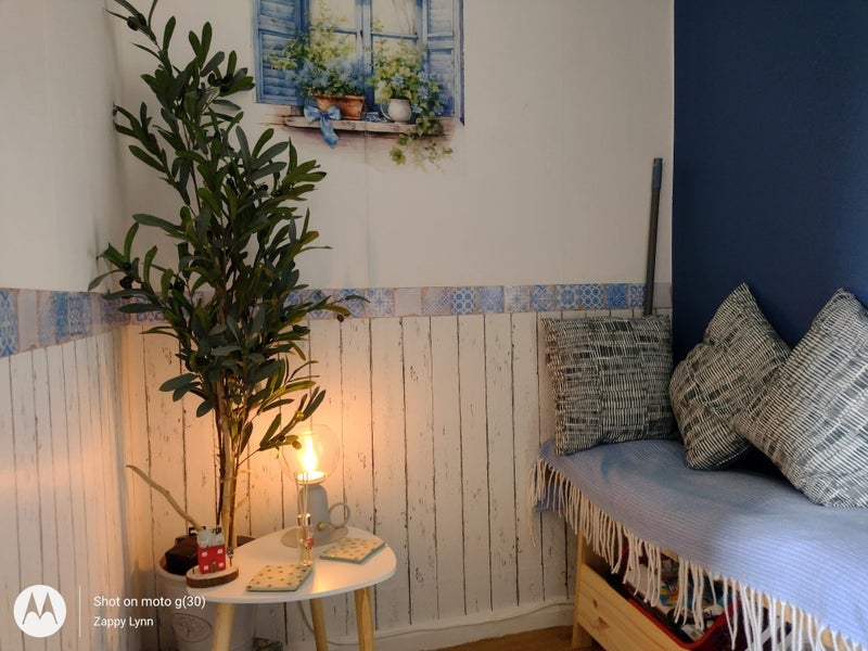 Room Holford Court in Tameside