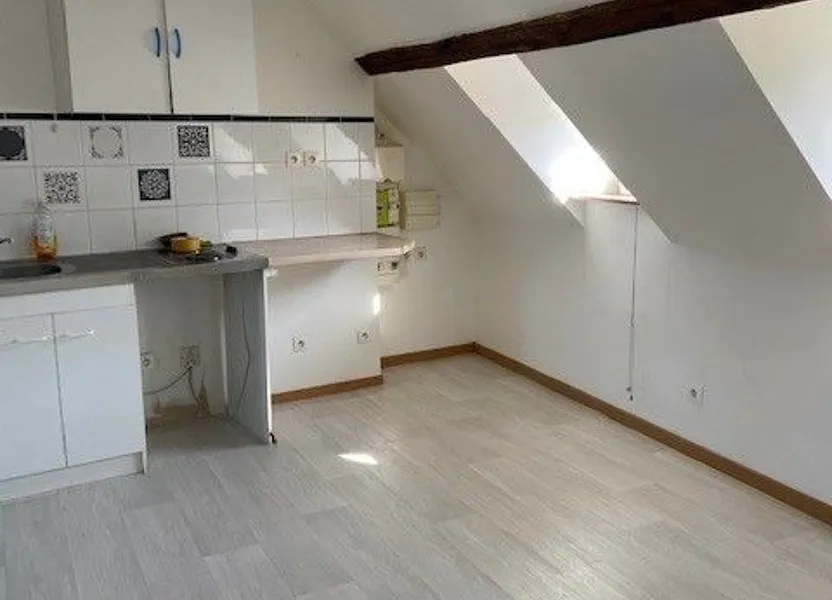 Room Place François Mitterrand in Montivilliers