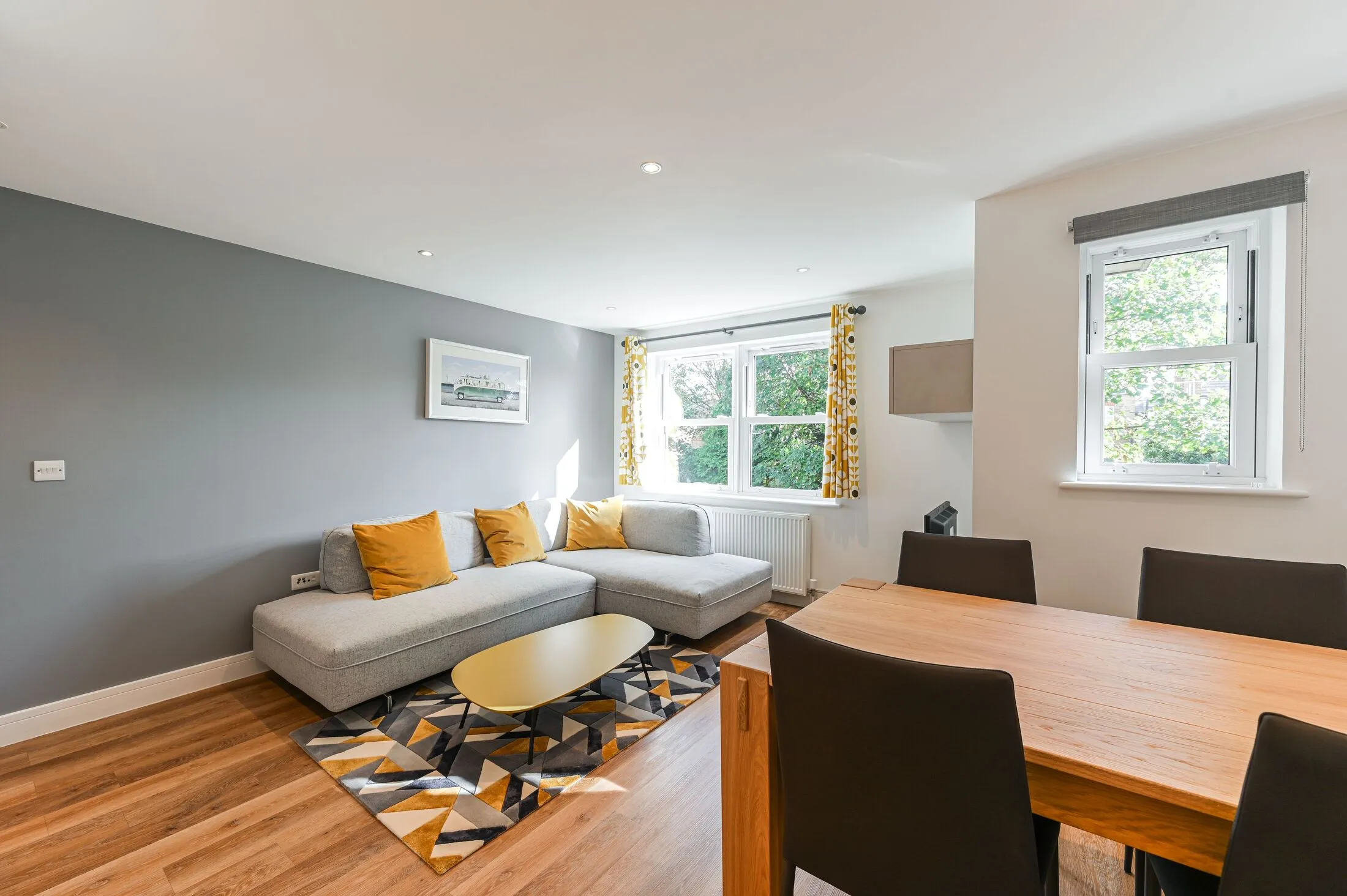 Flat Pathfield Road in Greater London