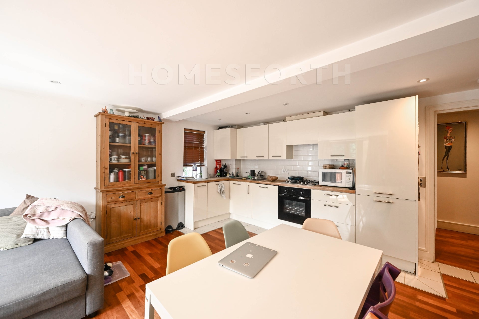 Flat Okehampton Road in Greater London
