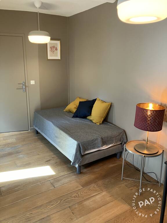 Flat Rue Léon in Paris