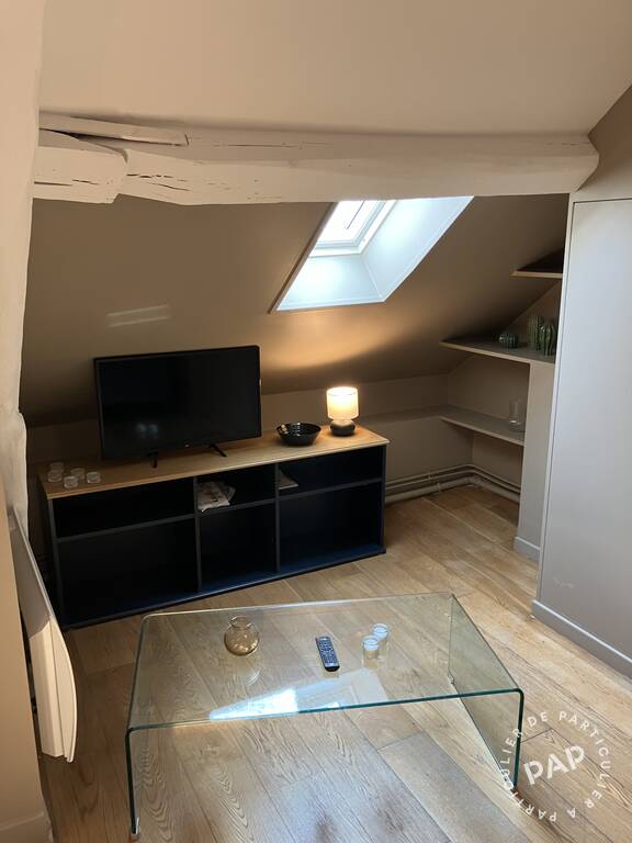 Flat Rue Léon in Paris