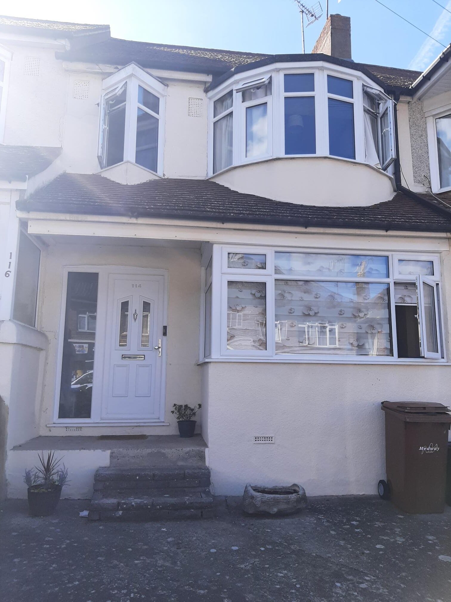 House Boundary Road in Chatham
