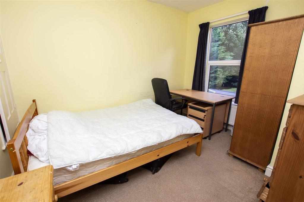 Flat Tiverton Road in Birmingham