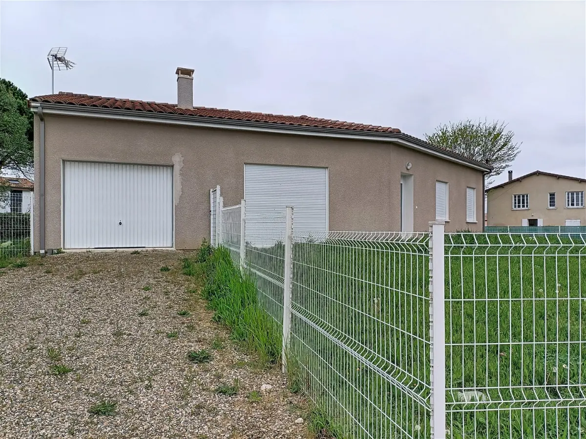 Maison Rue George Sand à Boé