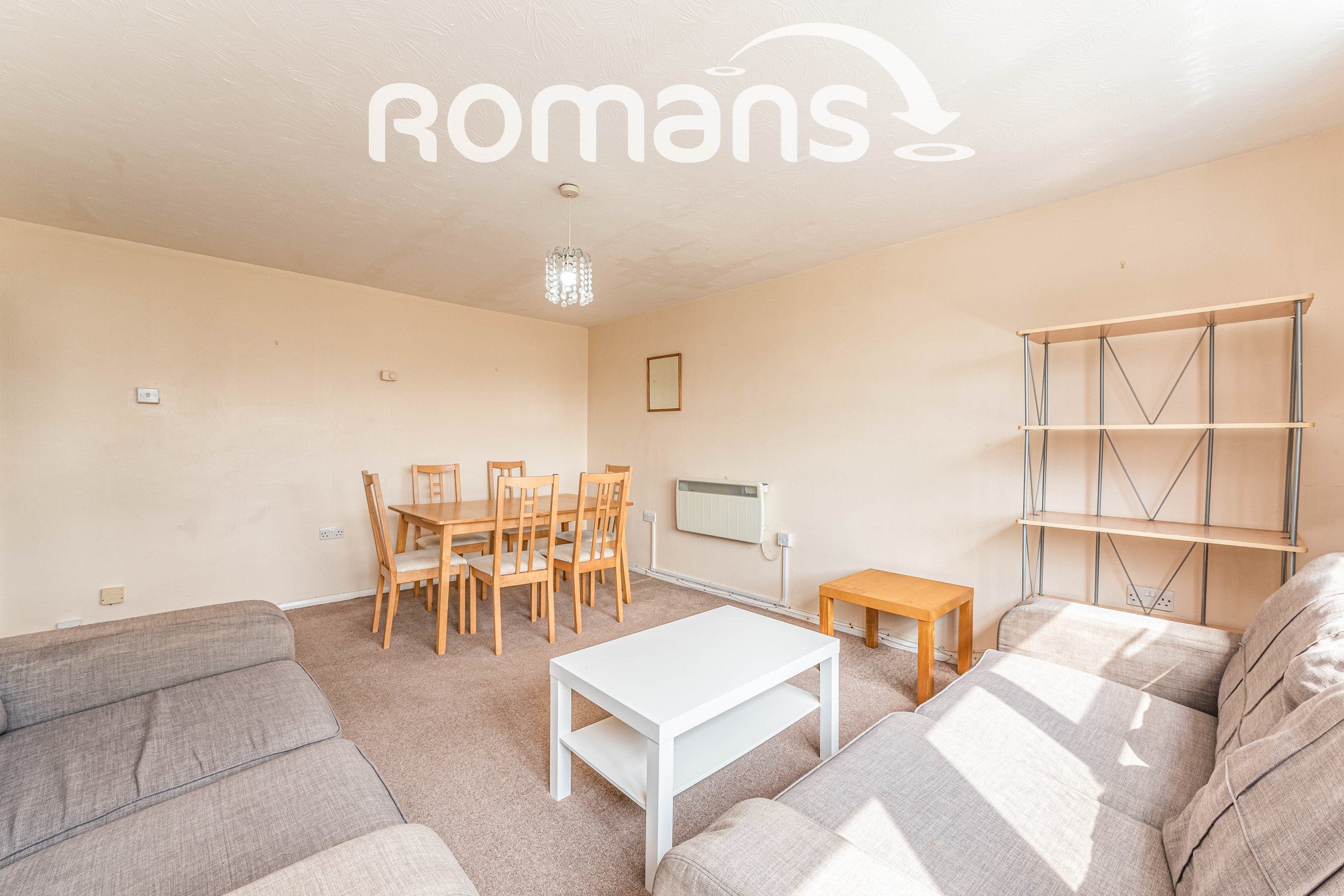 Flat Langdale Gardens in Earley