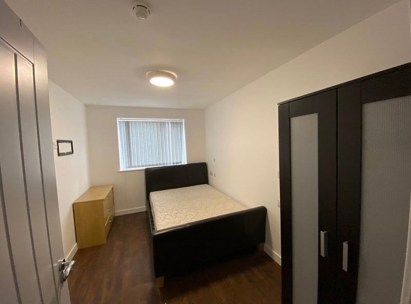 Room Old Church Road in Coventry