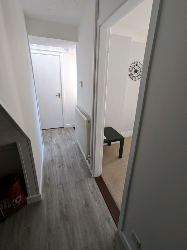 Room Wensleydale in Crawley